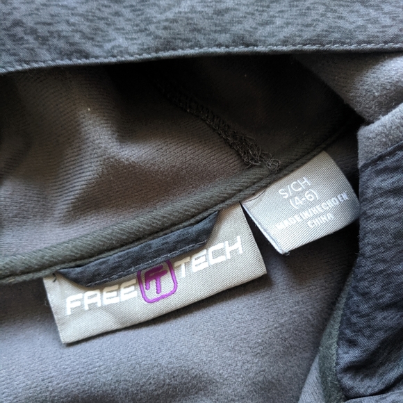 Waterproof Hooded Zippered Jacket - Picture 7 of 7